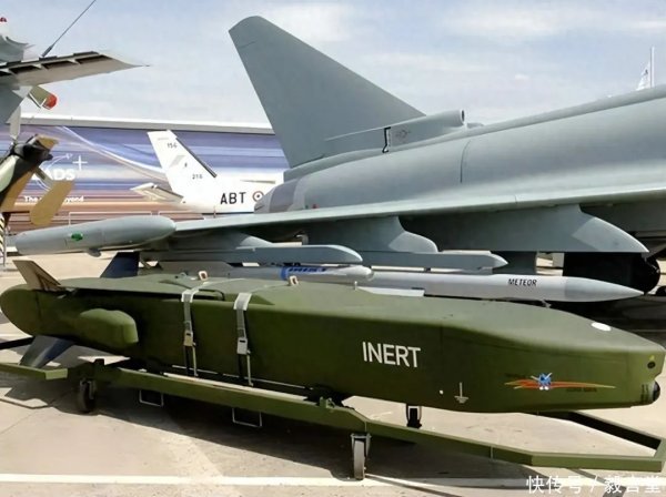 忠琦配资 1200万炮弹到位，俄即将总攻？美军高层提议：为中国，放弃乌克兰